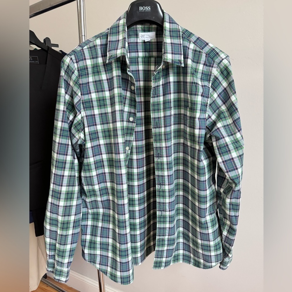 GAP Men’s Shirt in Size Large ( standart fit)
